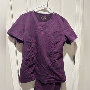 Sanibel Scrubs set